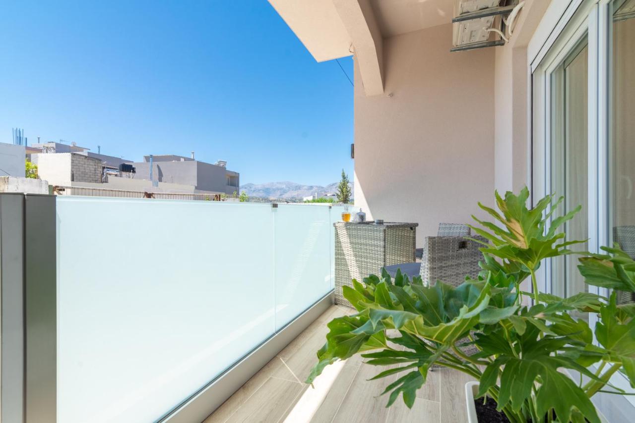 Sophia'S Comfortable Home With A Private Backyard Gazi المظهر الخارجي الصورة
